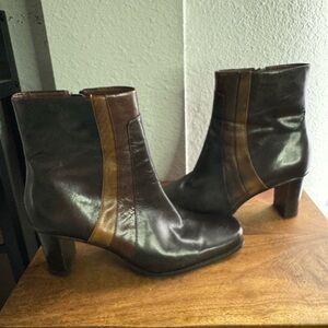 Liz Claiborne Y2K Style Flex Trinity Multi leather  Boots Size 8.5